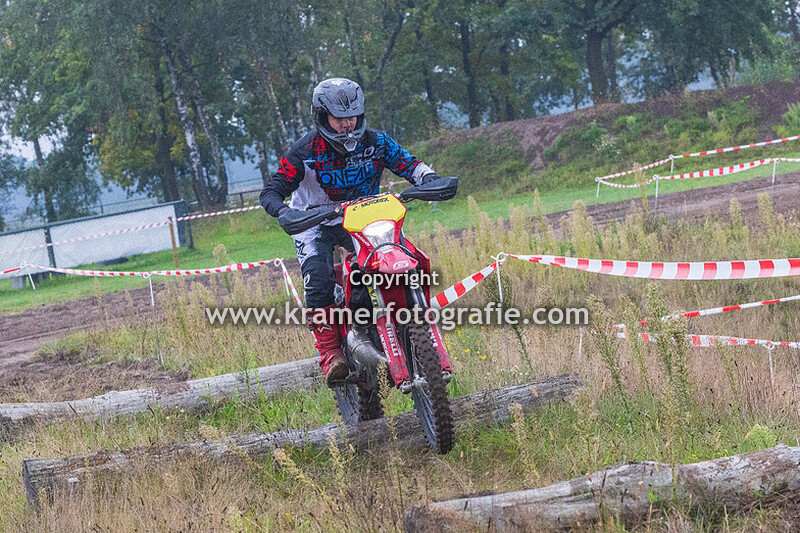 Oranje en rode Spatborden