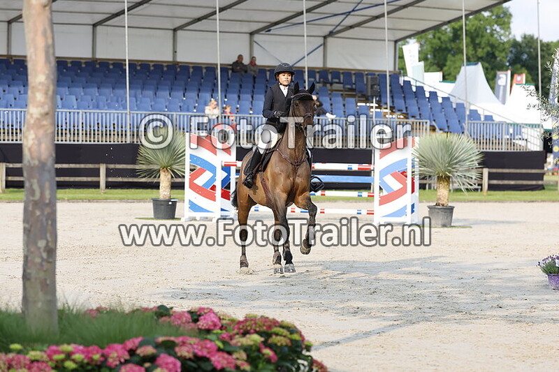 gadis kireina iskandar