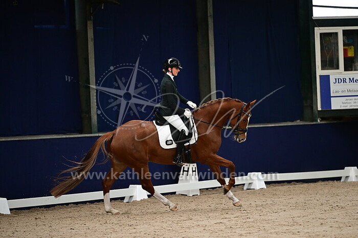 Demi Diepstraten - Pipireina