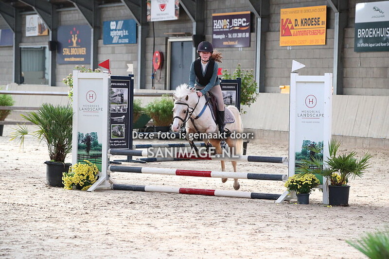 Zilfia's Hoeve Springen Pony's 22-10-2023 60 cm