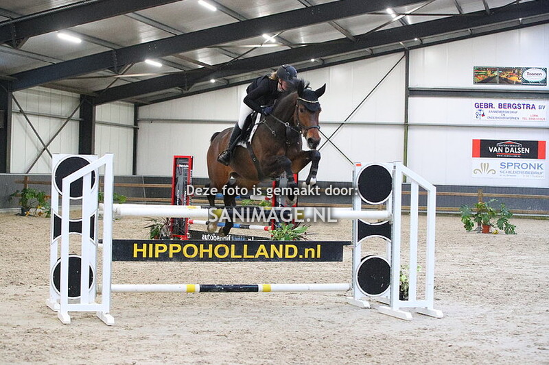 De Voornruiters De Meern Springen paarden 16-03-2024 120 cm