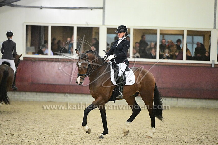 Dimphy van Oss - Santiago