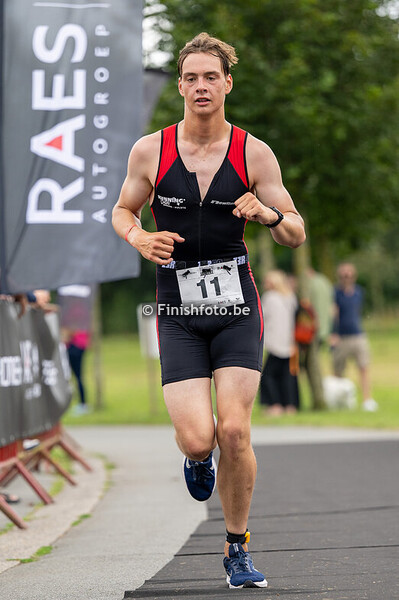 Sprint triathlon - Finish