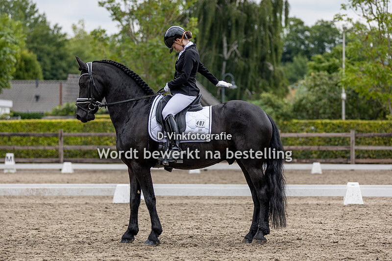 Nina Meuwissen - Beau