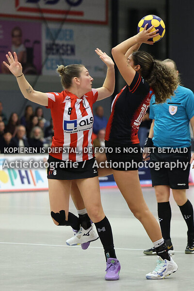 2025-11-07-DeetosSnel - AWDTV