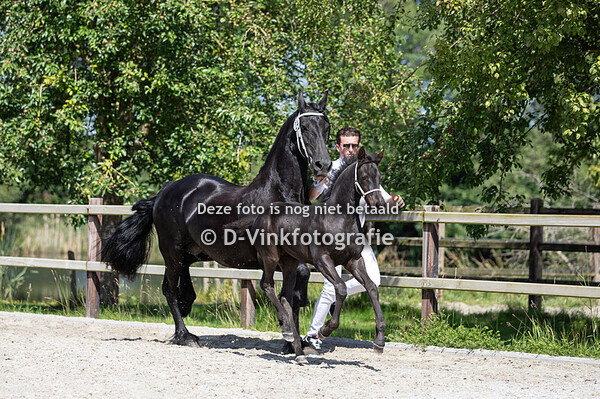 24. Alexandra van de Meersche Hoeve