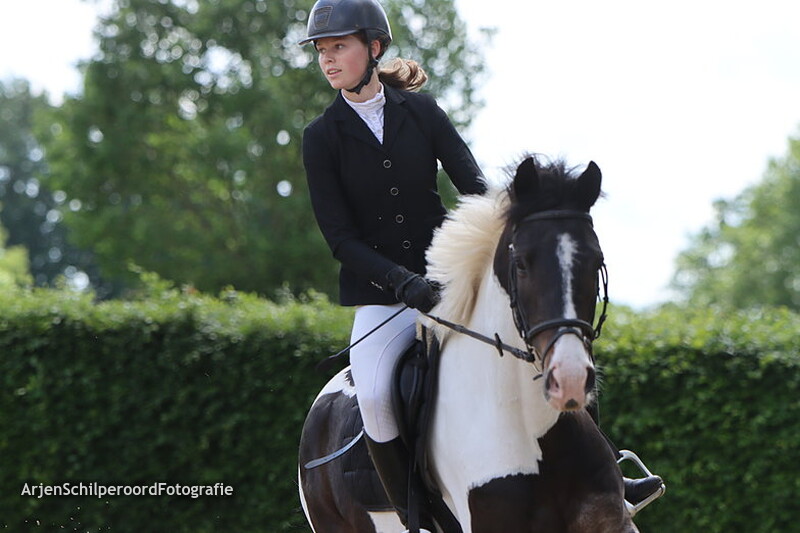 CH Wanneperveen 26-05-2022 Pony's 80cm Klassiek op stijl