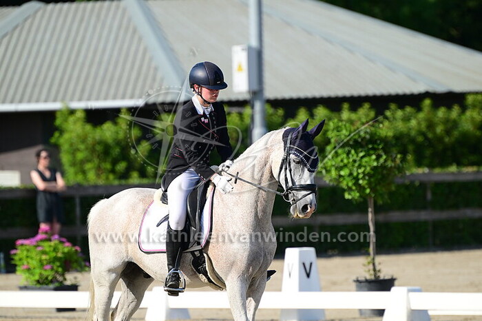 Ymke van Eijden - Ricco