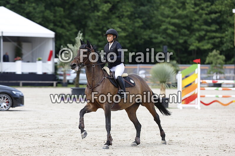 gadis kireina iskandar