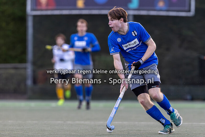 2025-11-16 hockey; Ring Pass H1-Victoria H1