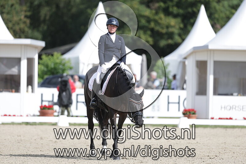 Tais Toi et Sois Belle de Tamise