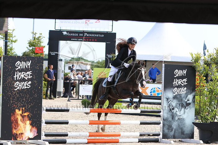 Niyah el Bali - Lovely