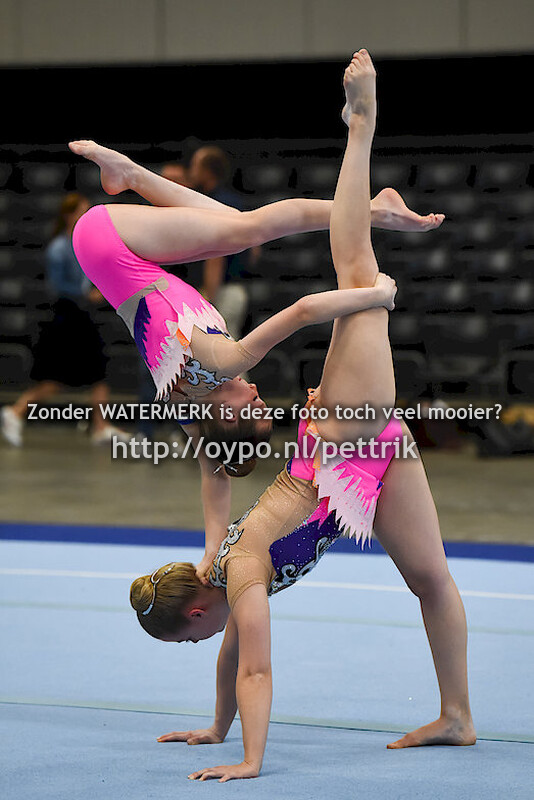 NABEWERKT: NK acrobatische gymnastiek, middag
