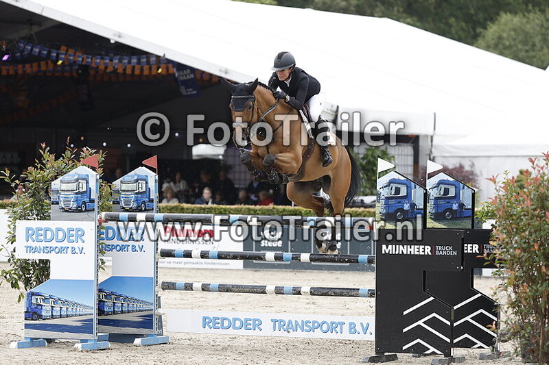 monique van den broek