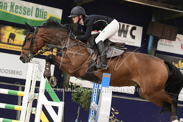 Marloes Bos - MC Armstrong