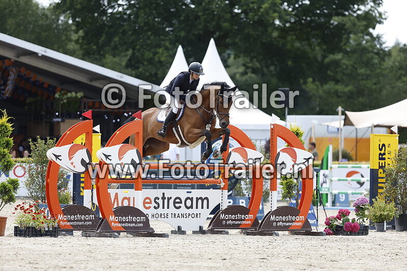 marleen van der burg