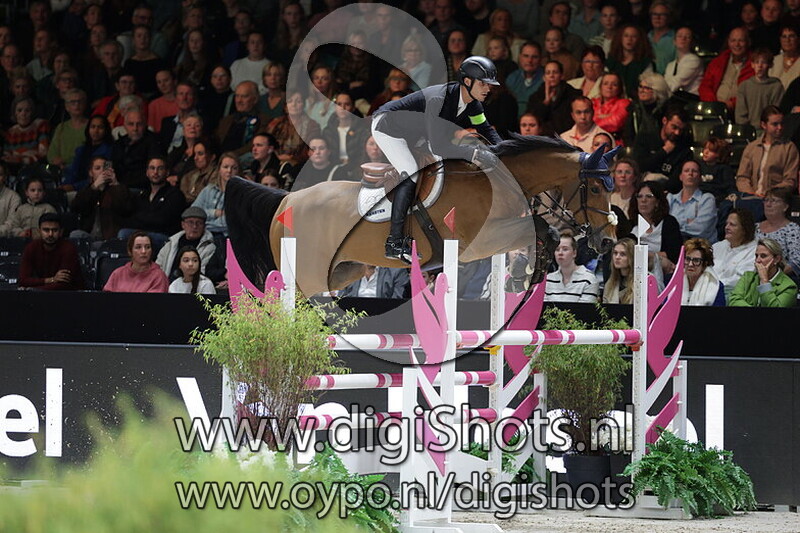 Lars en Niels Estafette Springen