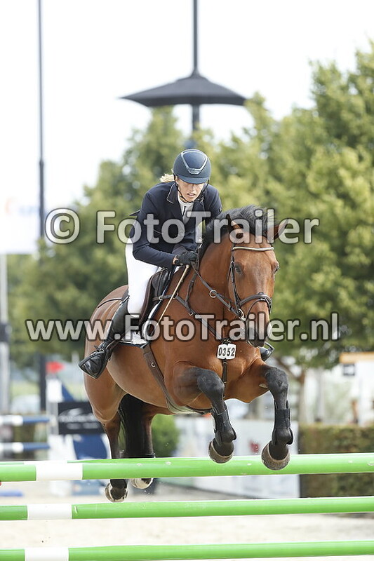 marleen van der burg