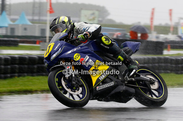 12 AUGUSTUS JUNIOR TRACK ASSEN