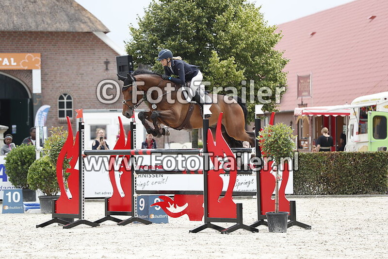 marleen van der burg