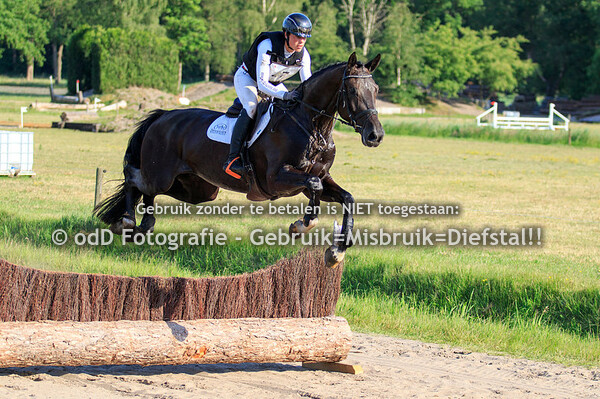 Oefencross Renswoude 4 en 5 jarigen 30-05-20
