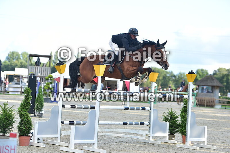 marwin van den nieuwenhuijzen