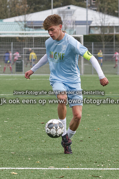 Den Hoorn Jo19-1 --- sc Feyenoord Jo19-2  Zat 04-10-25