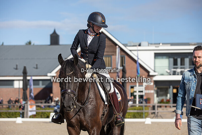 Joelle Dekker - Liena