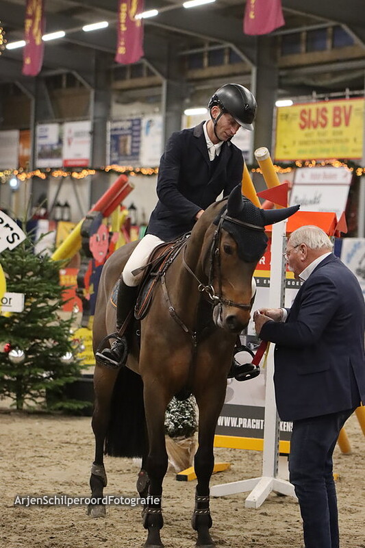 Indoor Beukers 27-12-2022 110cm Klassiek Prijsuitreiking