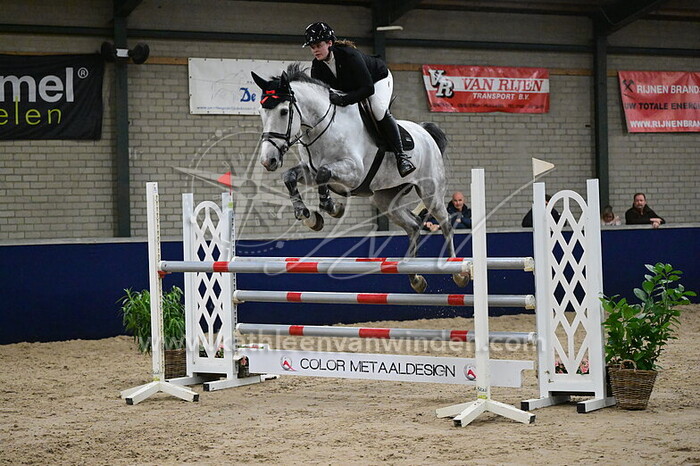 Eline Moerings - Oladesther