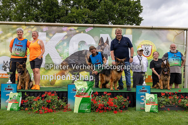 L-Jongehondenklasse Teven (165tm170)