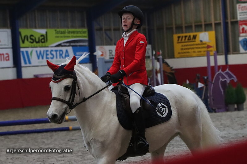 Jumping Franeker 10-12-2022 Pony's 40cm