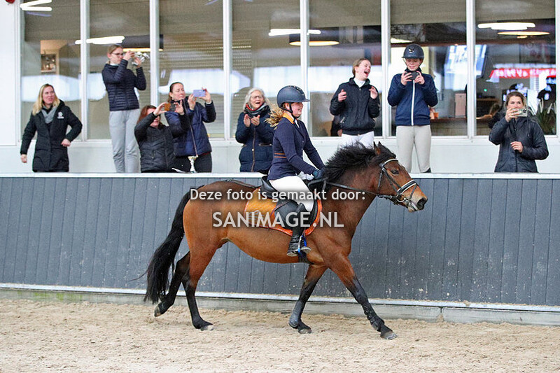 De Voornruiters De Meern Springen Pony's 04-03-2023 80 en 90 cm