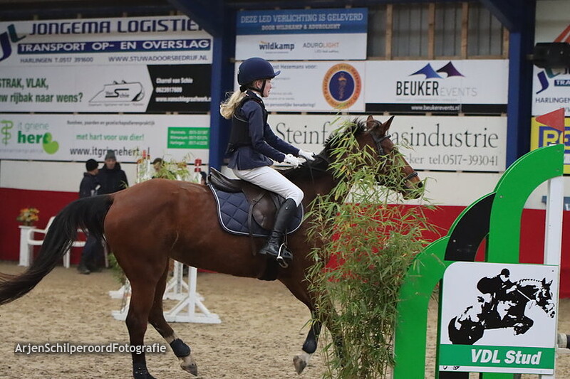 Jumping Franeker 10-12-2022 Pony's 70cm