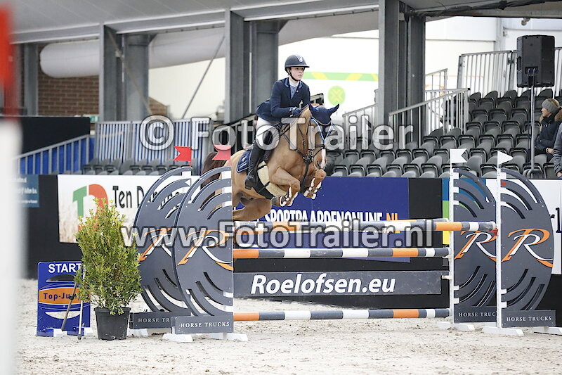 Mia-Charlotte Becker