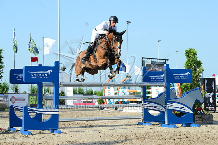 Sjoerd Kommers - Up Town Girl