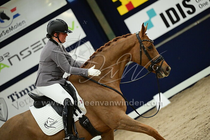 Pascalle van Vliet-Ridderhof - Paardenwagentje.nl Narando