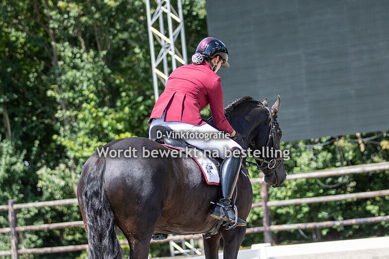 Lindsey VanDamme - Ela van de Demro Stables