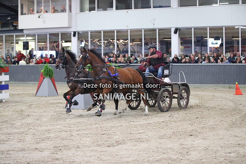 De Voornruiters De Meern Menmarathon 05-10-2024 Finale Paarden 2-span 20.00 uur