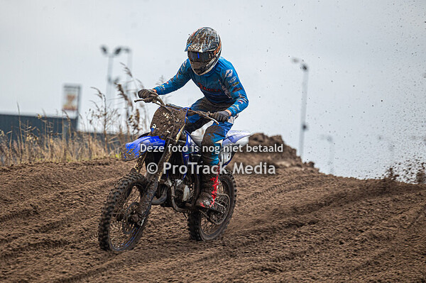 Kerstcross Emmen 125cc B klasse 1e manche