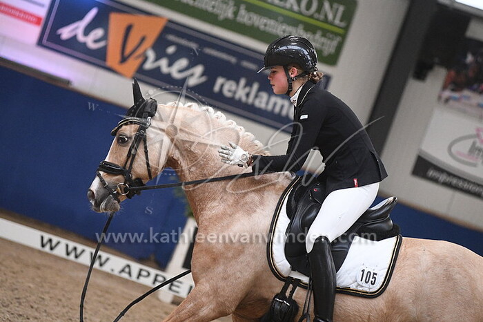 Lilli van den Hoogen