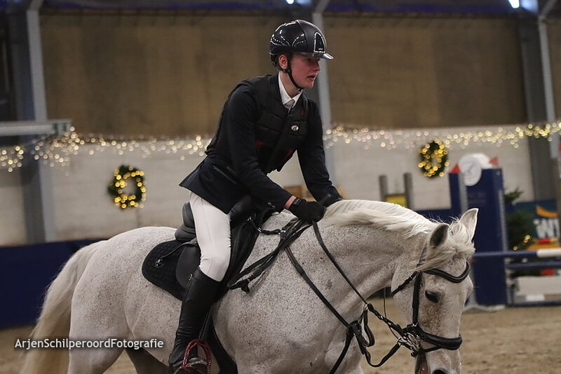 Indoor Beukers 26-12-2022 Pony's 2-Fasen 80cm