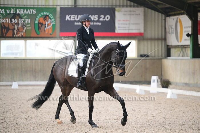 Kyra Bredenbeek - Florentino Royal