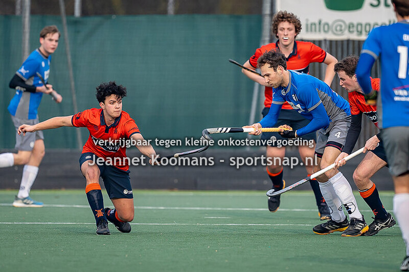 250209 Hockey Roomburg H1 - Ring Pass H1 (Oefen)