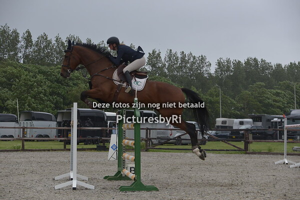 Wieringermeerruiters springen 01-06