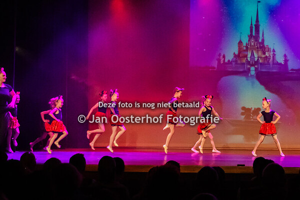 Opening zaterdagavond