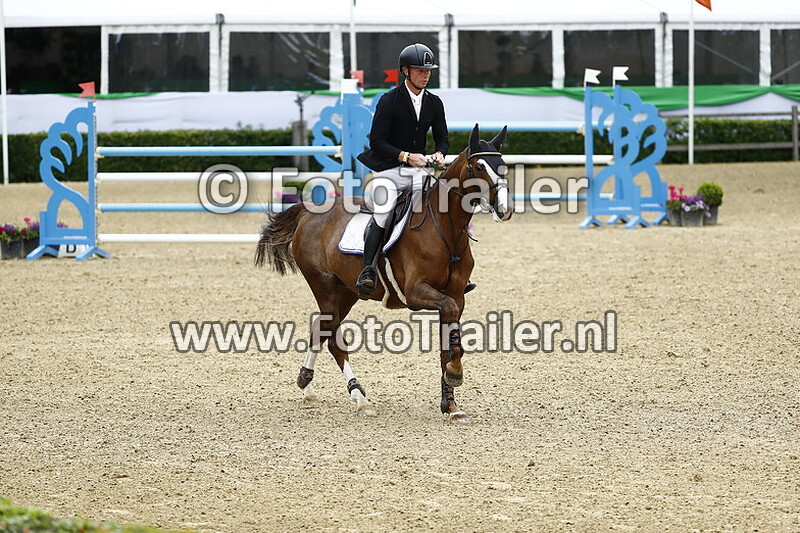 dennis van den brink