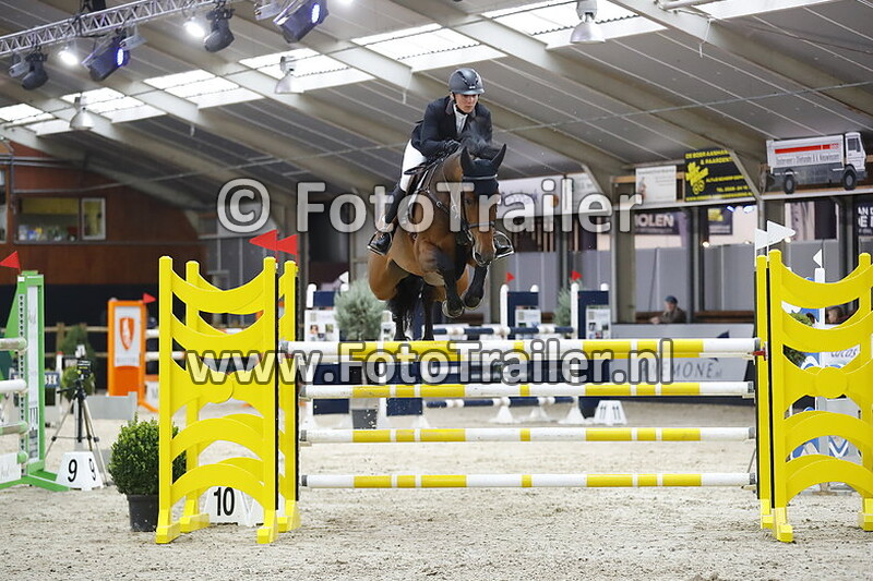 julia houtzager kayser