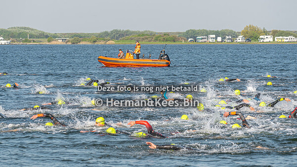 2023 GO Triathlon Brouwersdam Zwemmen