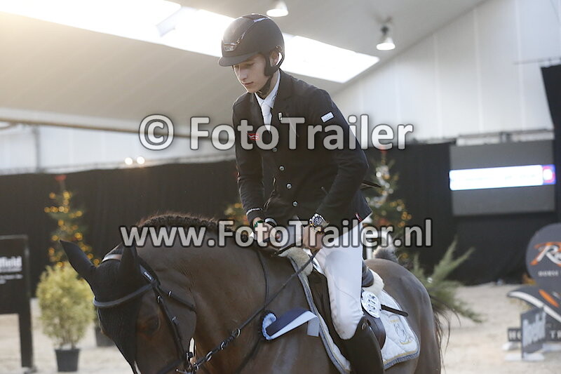 S25 - International Showjumping - Juniors - With Jump Off  - 1.40M